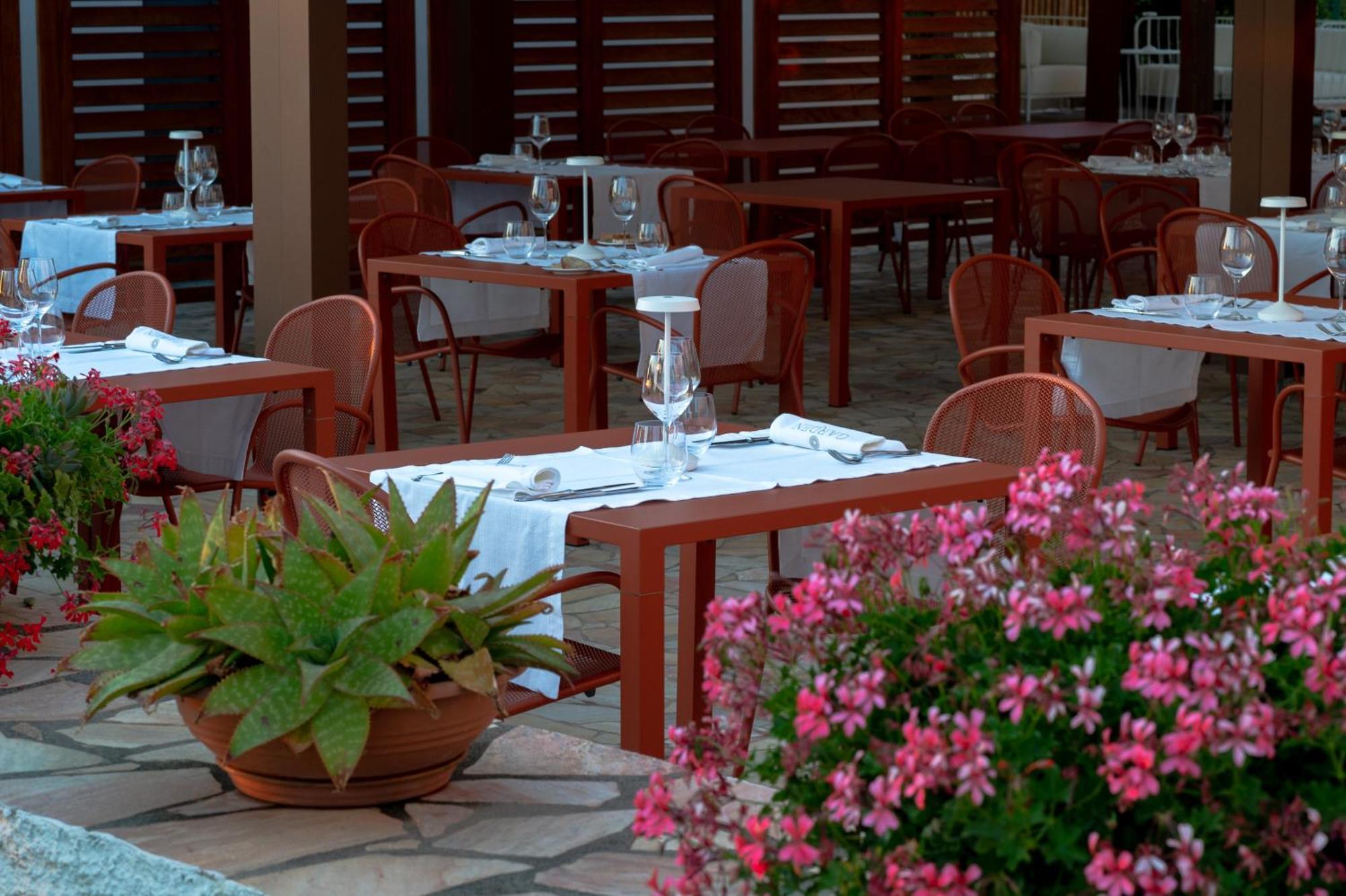 Hotel Garden Praia a Mare Exterior foto